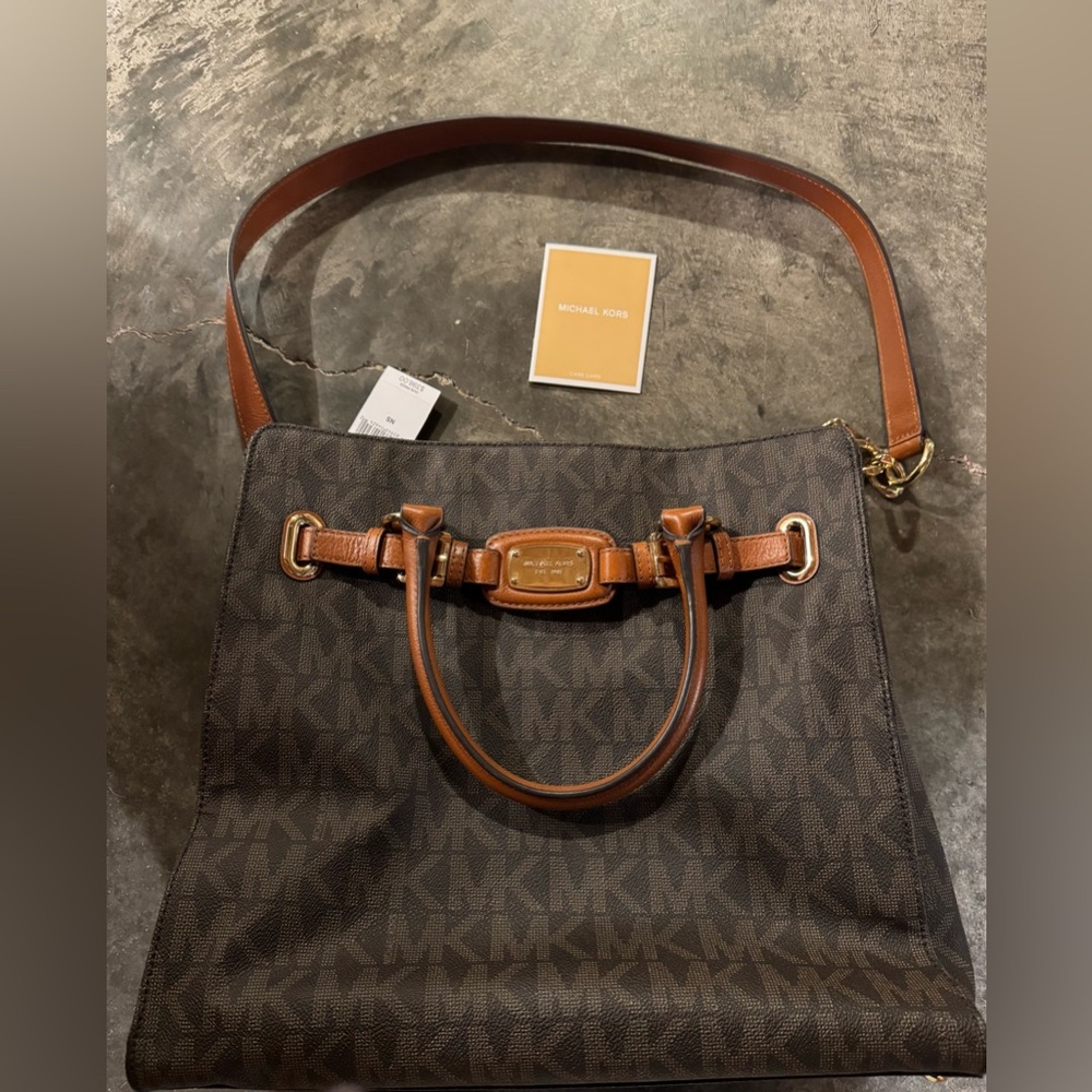 Micheal Kors Tote